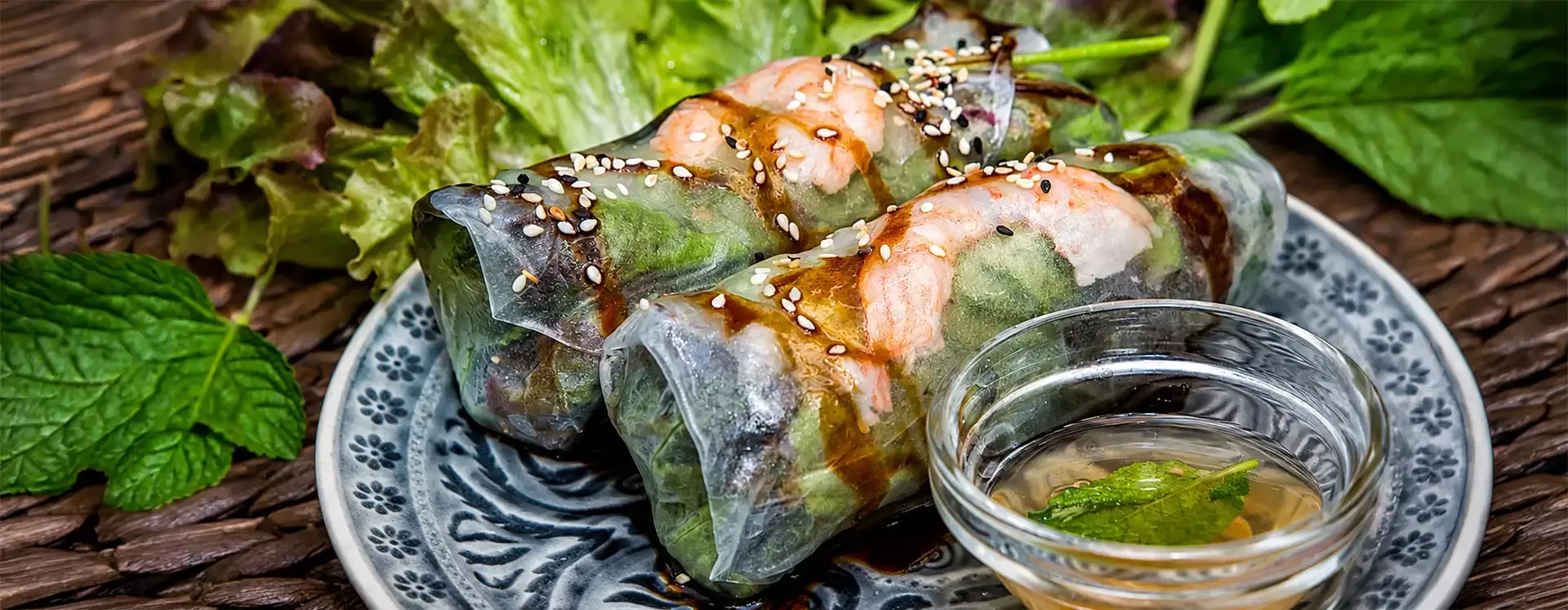 Plato originales de auténtica comida tailandesa en Barcelona